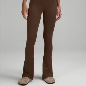 Lululemon Align High-Rise Mini-Flared Pant 25"
Java